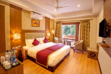 Crown Valley Thekkady - Crown Executive  AC