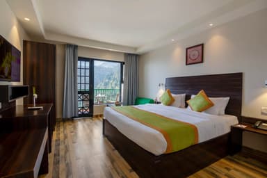 Sterling Nainital - Valley View Classic Room With Balcony