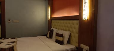 Hotel NK International - Premium Room