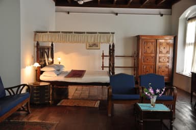 The Old Courtyard Hotel - Suite Room