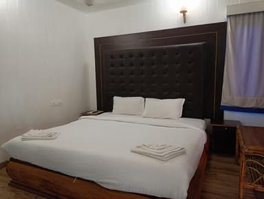 Island and Blue Beach Resort - Deluxe Room